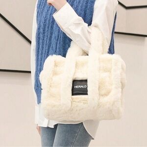 HERALD Faux Fur Tote Bag